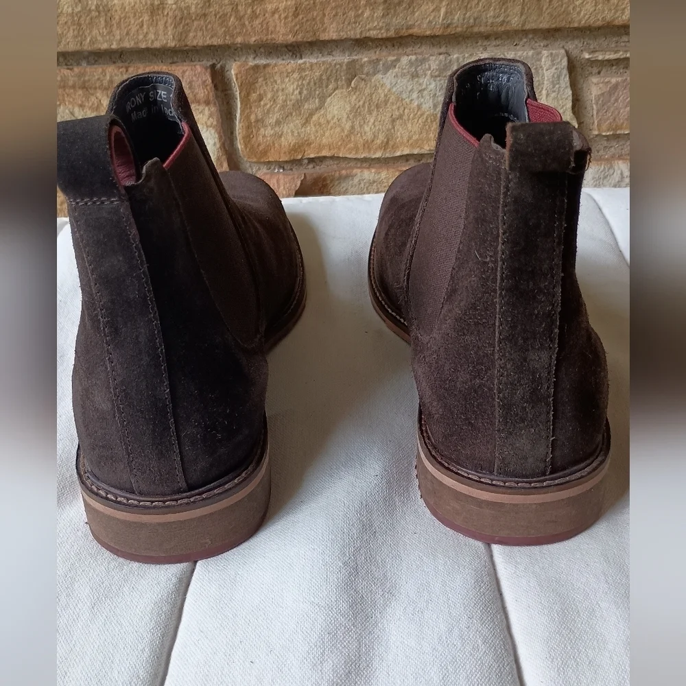 Modern Fiction Men's Brown Suede Leather Chelsea Boots_10.5
